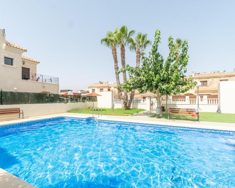 Arco Mediterraneo Chalet Independiente Торевьиа Экстерьер фото