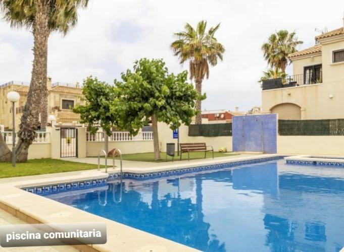 Arco Mediterraneo Chalet Independiente Торевьиа Экстерьер фото