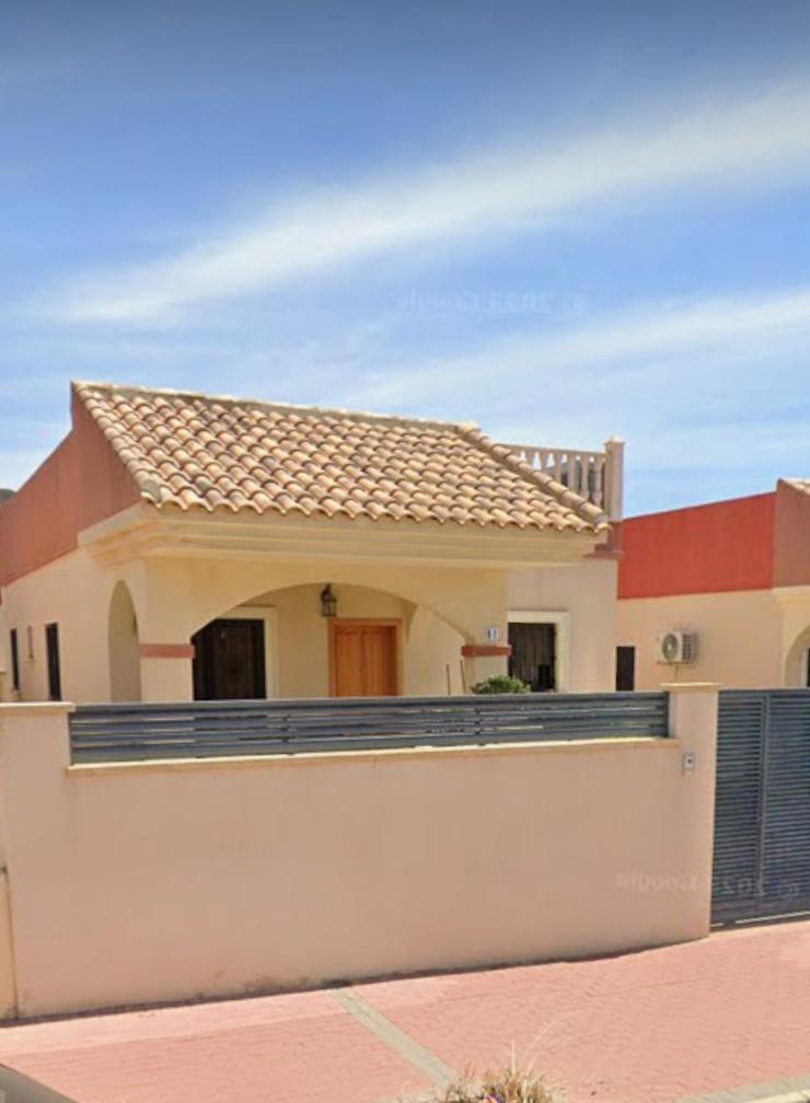 Arco Mediterraneo Chalet Independiente Торевьиа Экстерьер фото